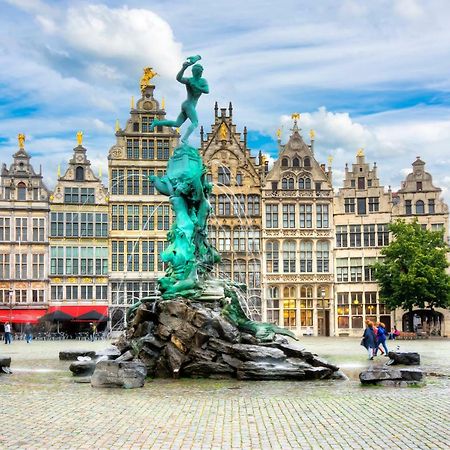 Charming Suites Jan Zonder Vrees Antwerpen Bagian luar foto