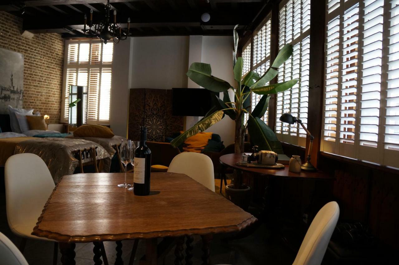 Charming Suites Jan Zonder Vrees Antwerpen Bagian luar foto