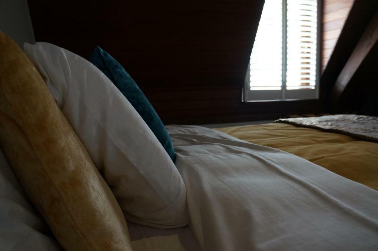 Charming Suites Jan Zonder Vrees Antwerpen Bagian luar foto